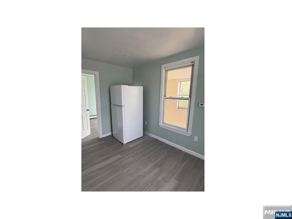 93 Highland Street 3 - Photo 4