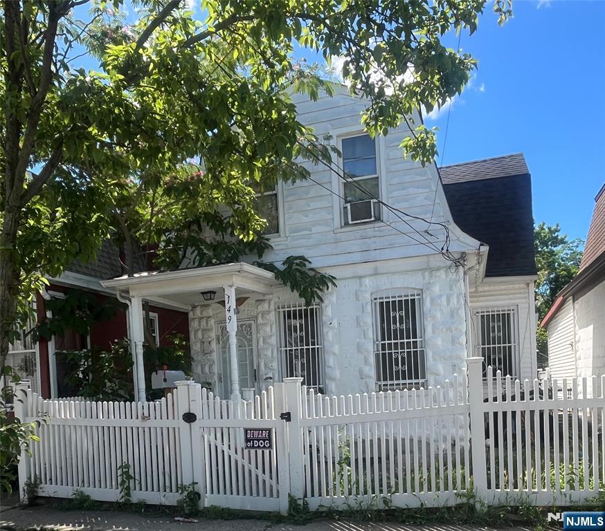 149 Lake Avenue - Photo 1