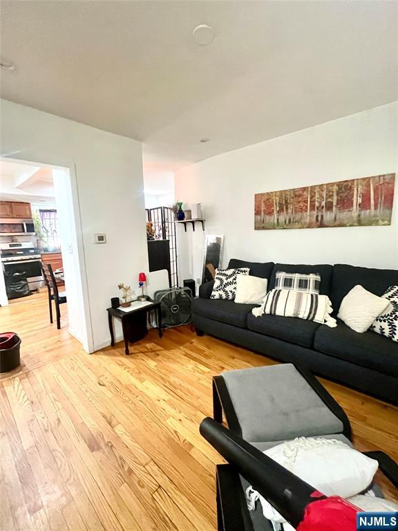 Photo 4 of Single family home for sale at 149 Lake Ave, Clifton, NJ 07011 | MLS# 26033996 | Listing updated on 2026-09-19