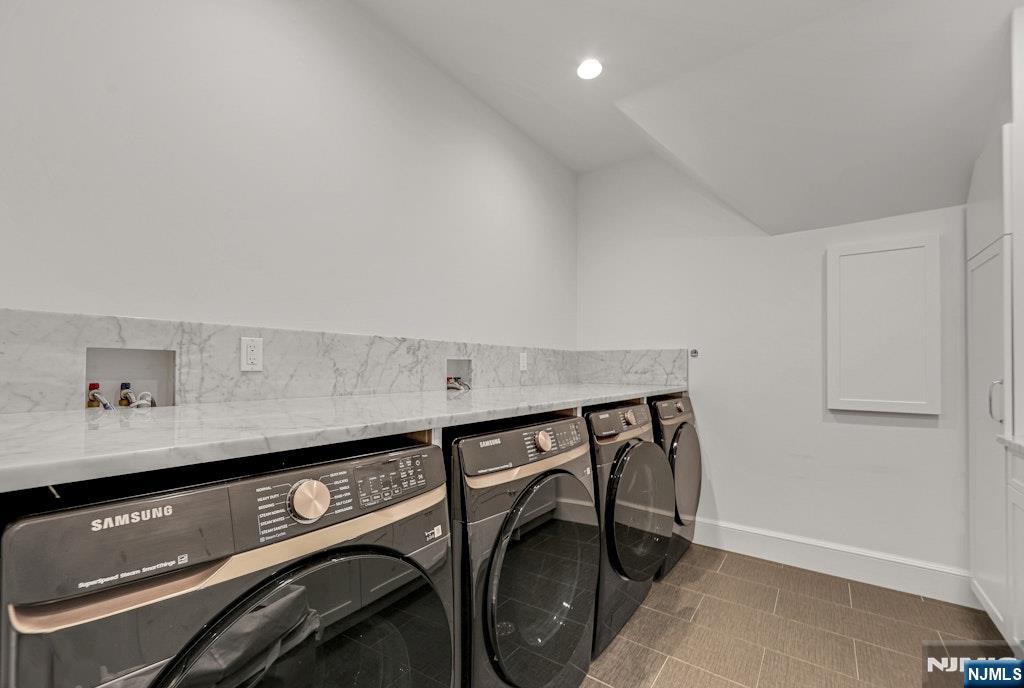 373 Hardenburgh Avenue — photo 42
