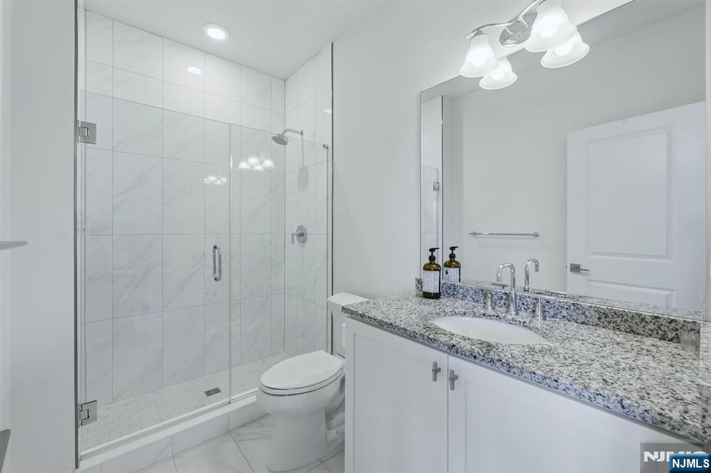 73 Woodmere Road — photo 41