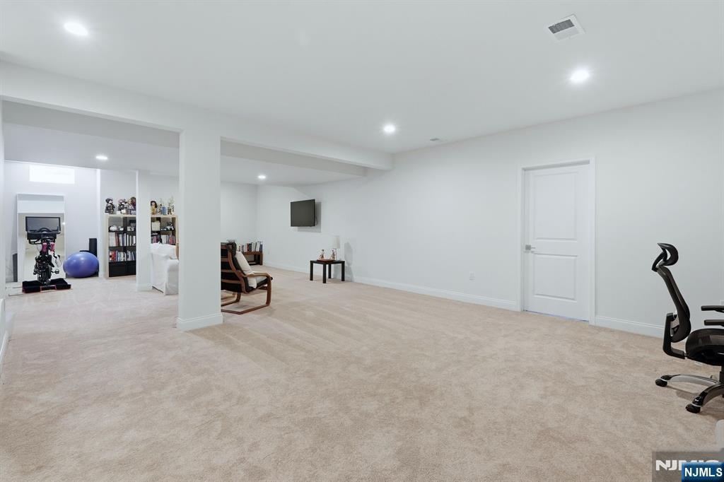 73 Woodmere Road — photo 43