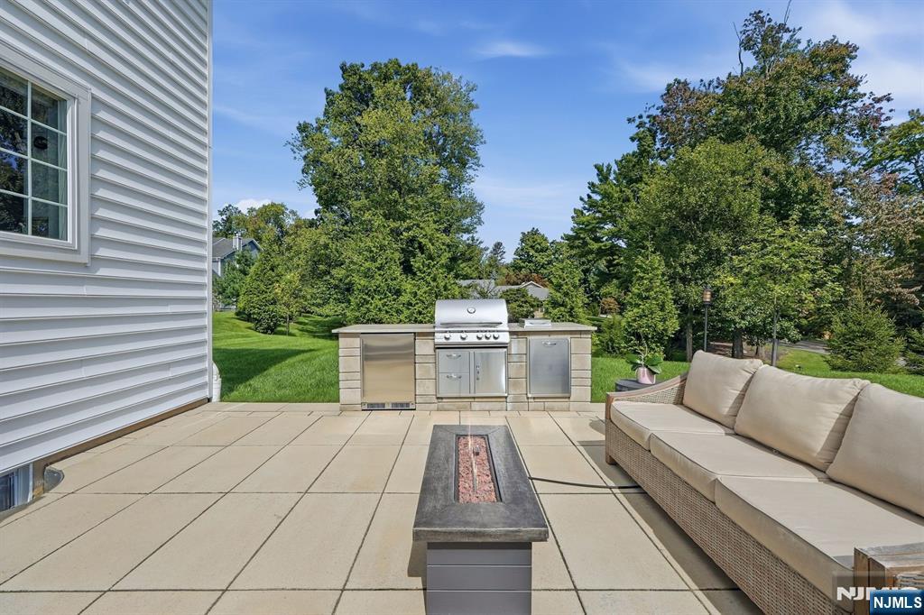 73 Woodmere Road — photo 46