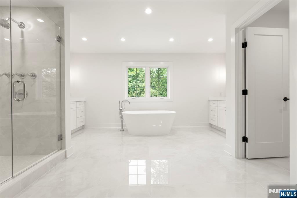 22 Northwood Avenue — photo 37