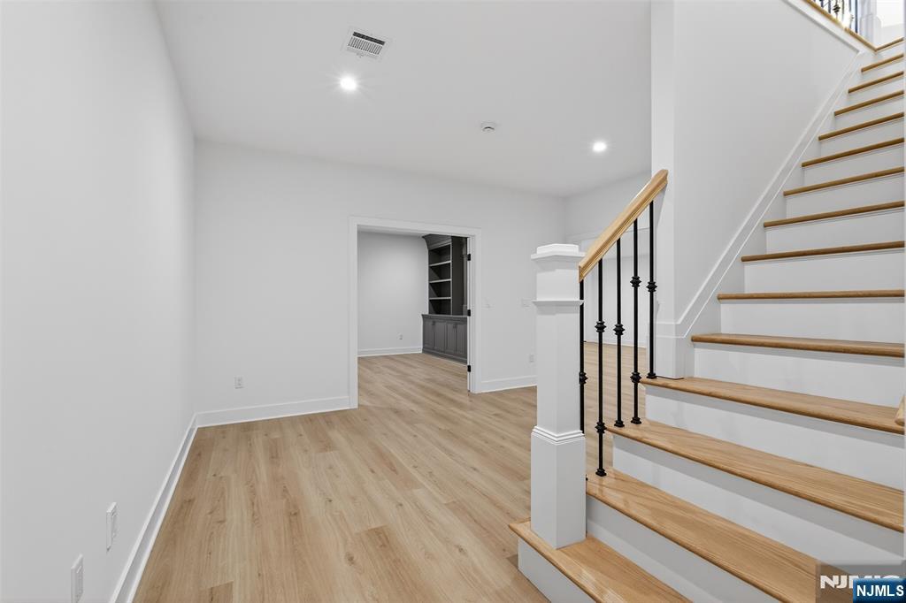 22 Northwood Avenue — photo 39