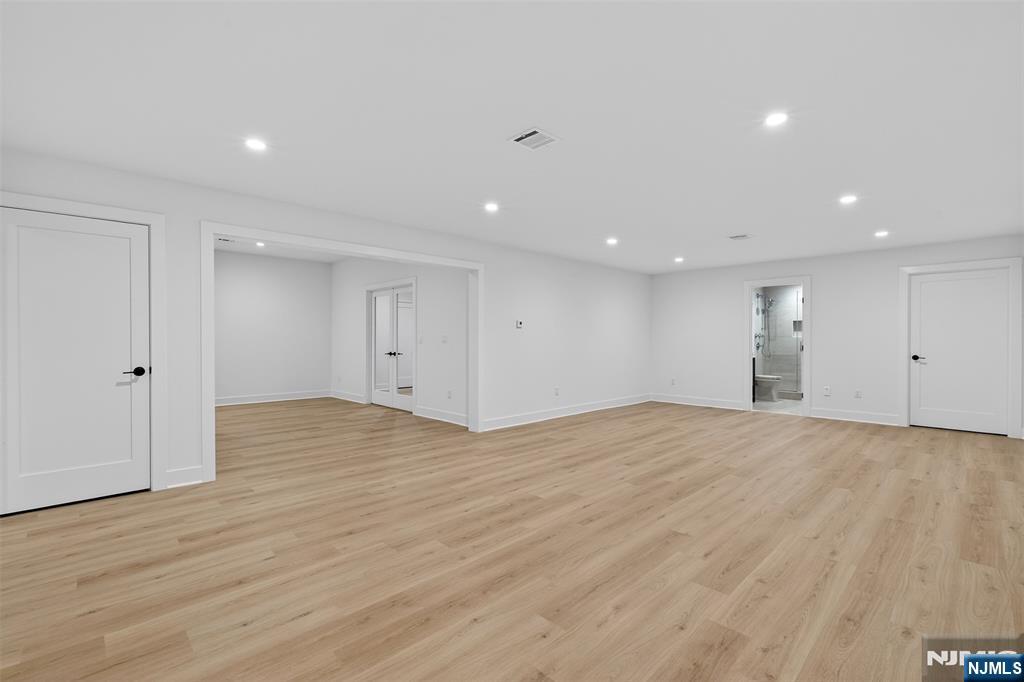 22 Northwood Avenue — photo 42