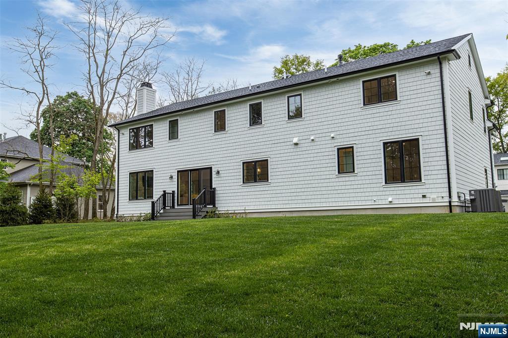 22 Northwood Avenue — photo 48