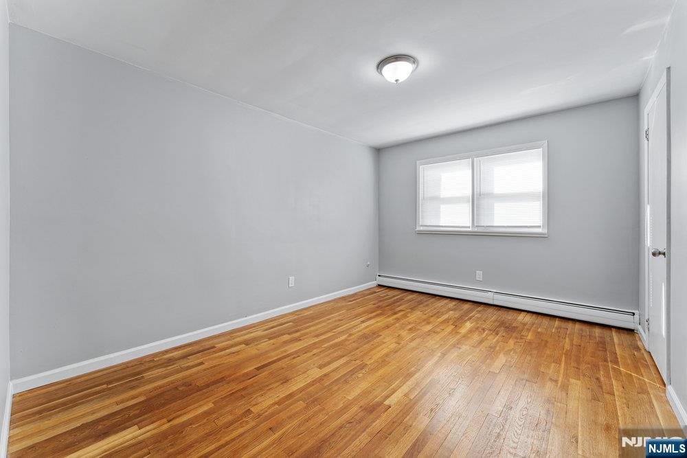 301 High Street 1 - Photo 2