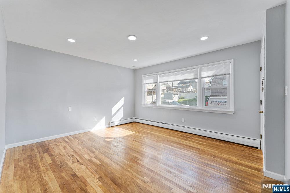 301 High Street 1 - Photo 4