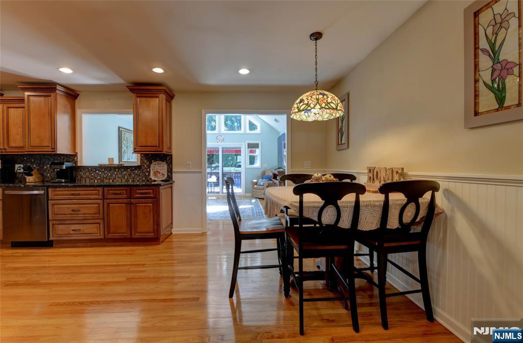 Photo 4 of Single family home for sale at 5 Butler Pl, Butler Borough, NJ 07405 | MLS# 26034021 | Listing updated on 2026-10-07