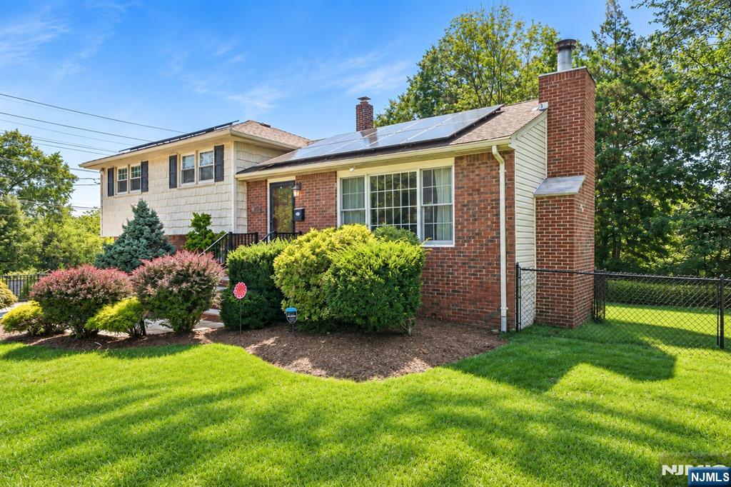 38 Serafin Place - Photo 1
