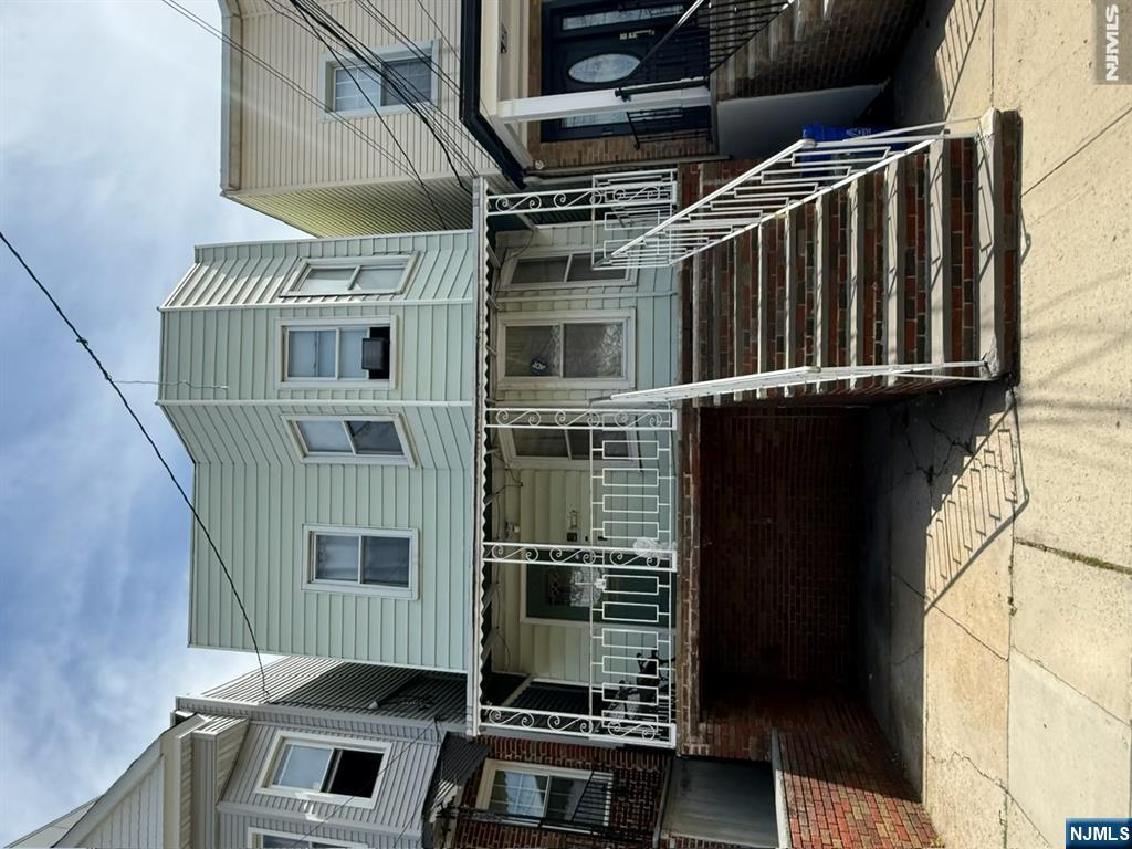 3310 John F Kennedy Boulevard - Photo 2