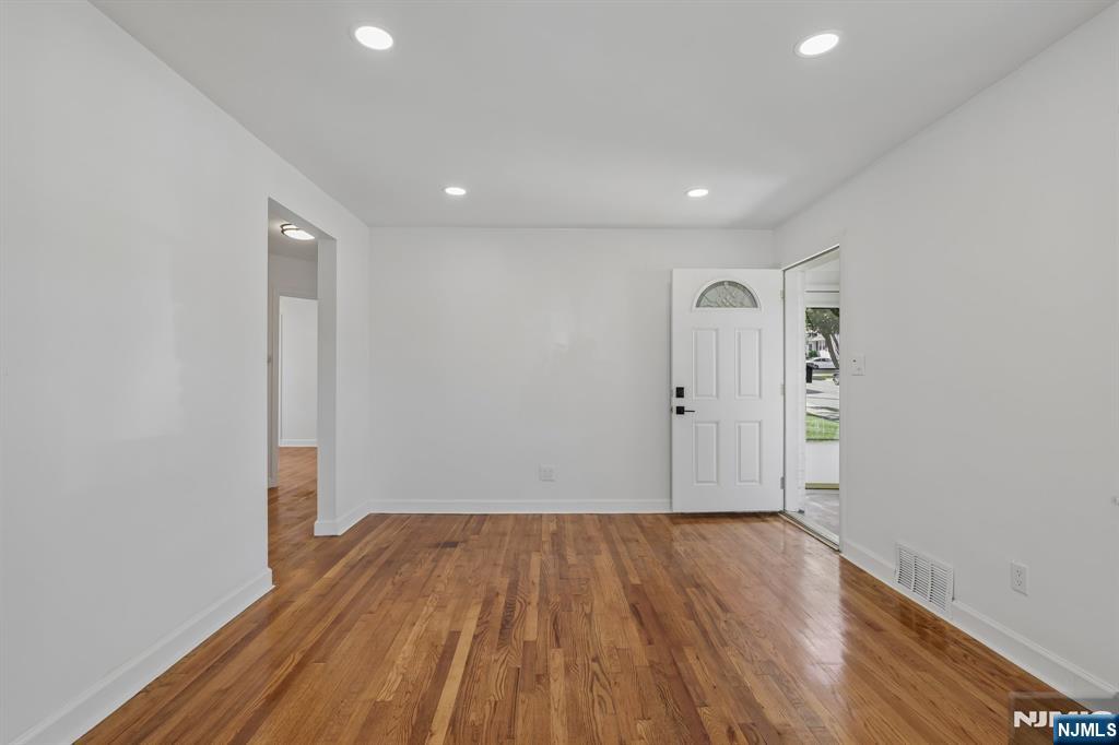 75 Emerson Street - Photo 3