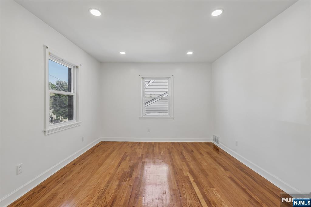 75 Emerson Street - Photo 4