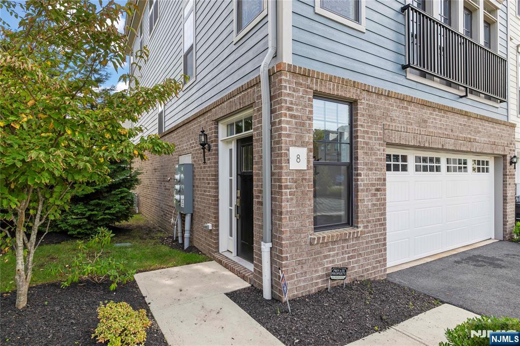 Photo 2 of Townhouse for sale at 8 Driftway Ln #56, Montvale, NJ 07645 | MLS# 26034037 | Listing updated on 2026-09-15