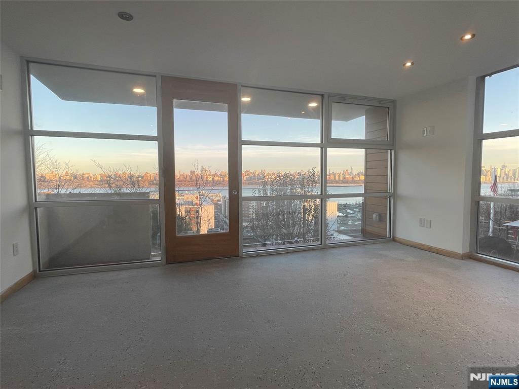 132 Pine Street - Photo 2