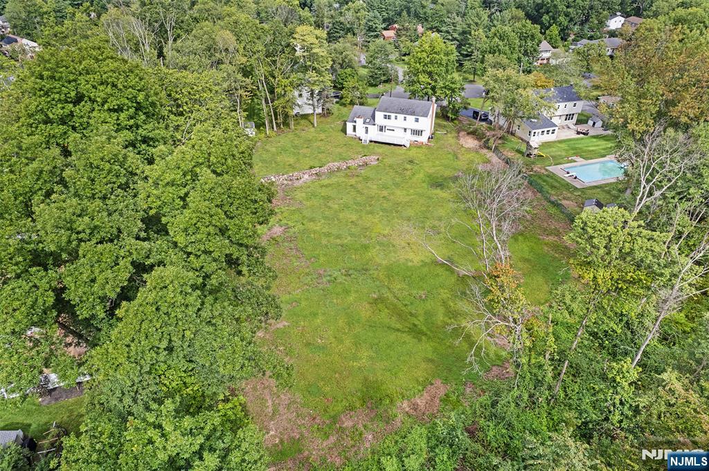 10 Cedar Lane - Photo 2