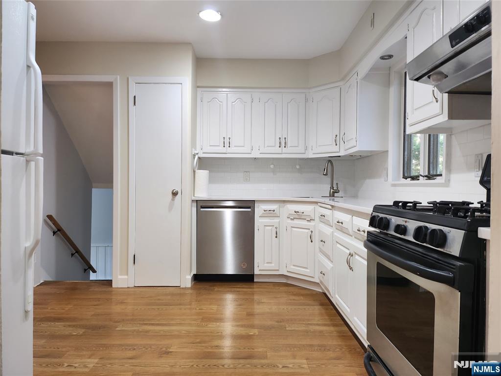 3 Arrowhead Road - Photo 2