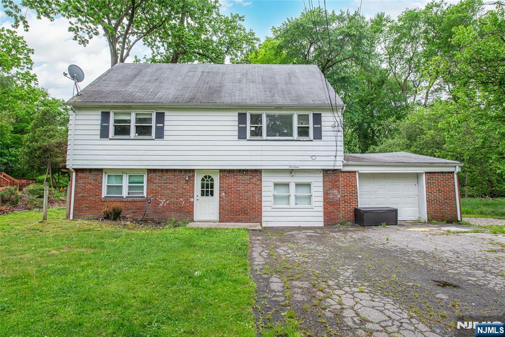 17 Oakwood Avenue - Photo 1