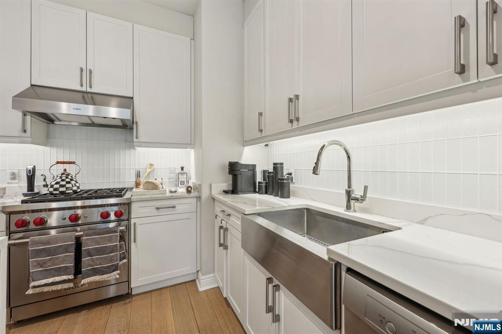 3 Somerset Lane 316 - Photo 5