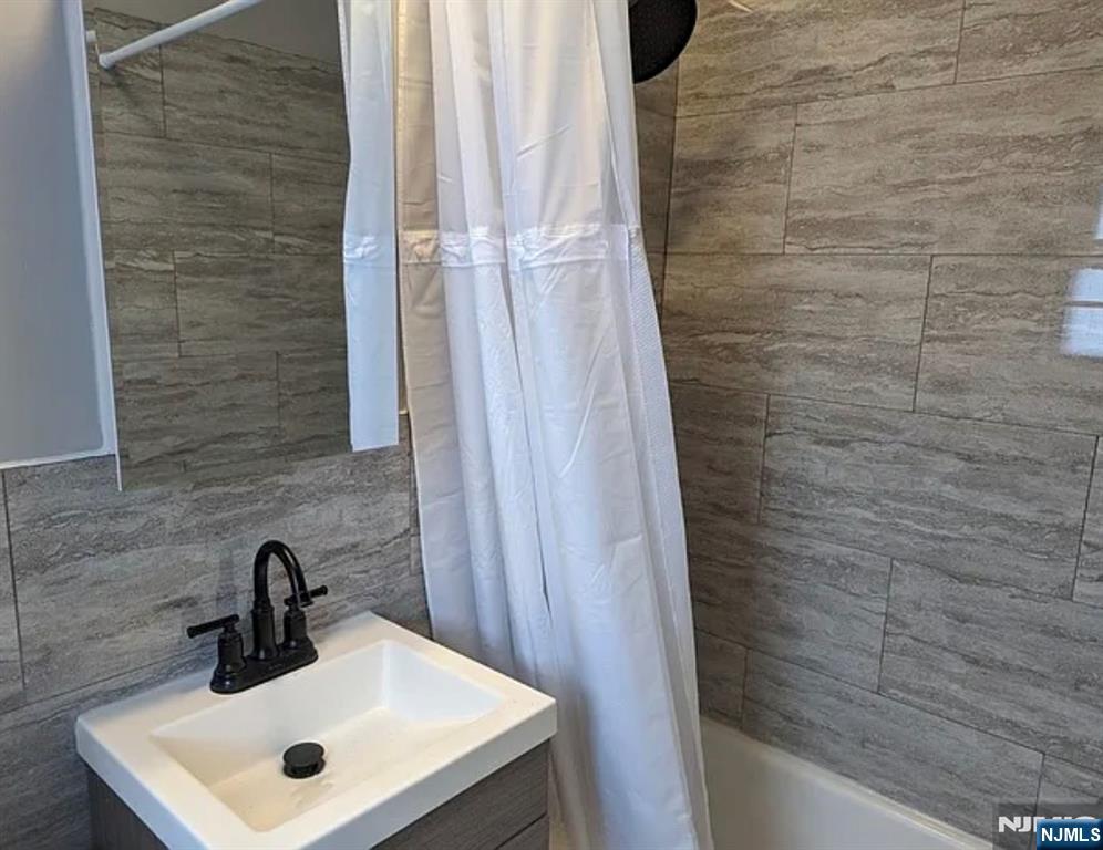 257 Essex Street 8 - Photo 5