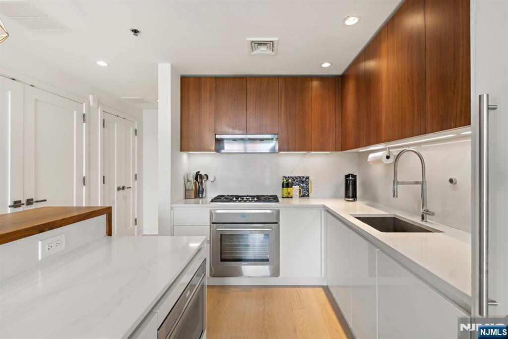 1000 Maxwell Lane PH12G - Photo 2