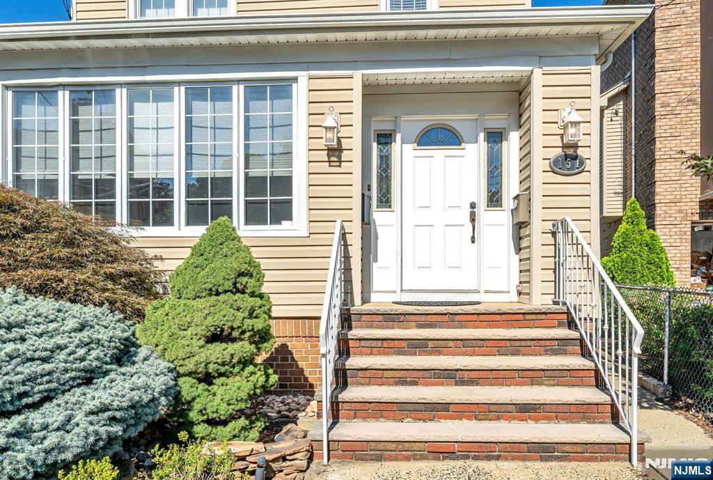 151 Summit Avenue - Photo 4