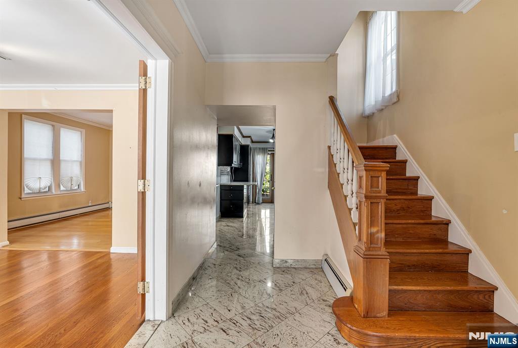 151 Summit Avenue - Photo 5