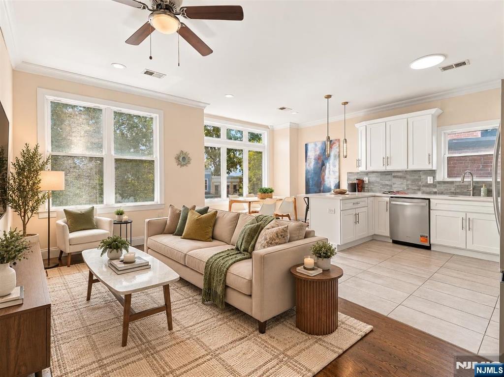 275 Pacific Avenue 2 - Photo 1