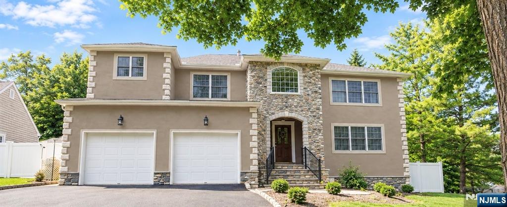 Photo 1 of Single family home for sale at 19 Westover Rd, Verona, NJ 07044 | MLS# 26034115 | Listing updated on 2026-09-28