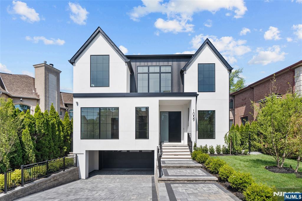 1059 Briar Way, Fort Lee NJ — listing photo