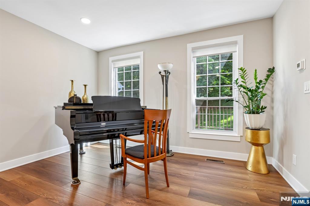 Photo 2 of Townhouse for sale at 12 Clearwater Dr, Wayne, NJ 07470 | MLS# 26034122 | Listing updated on 2026-09-16