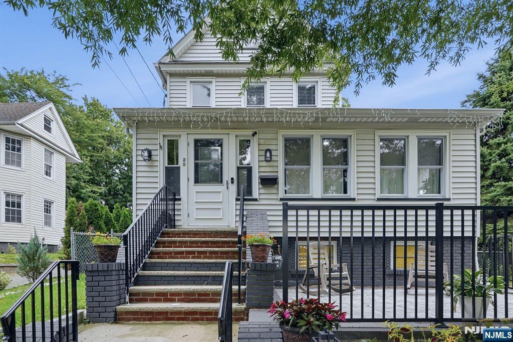 25 1st Street - Photo 2