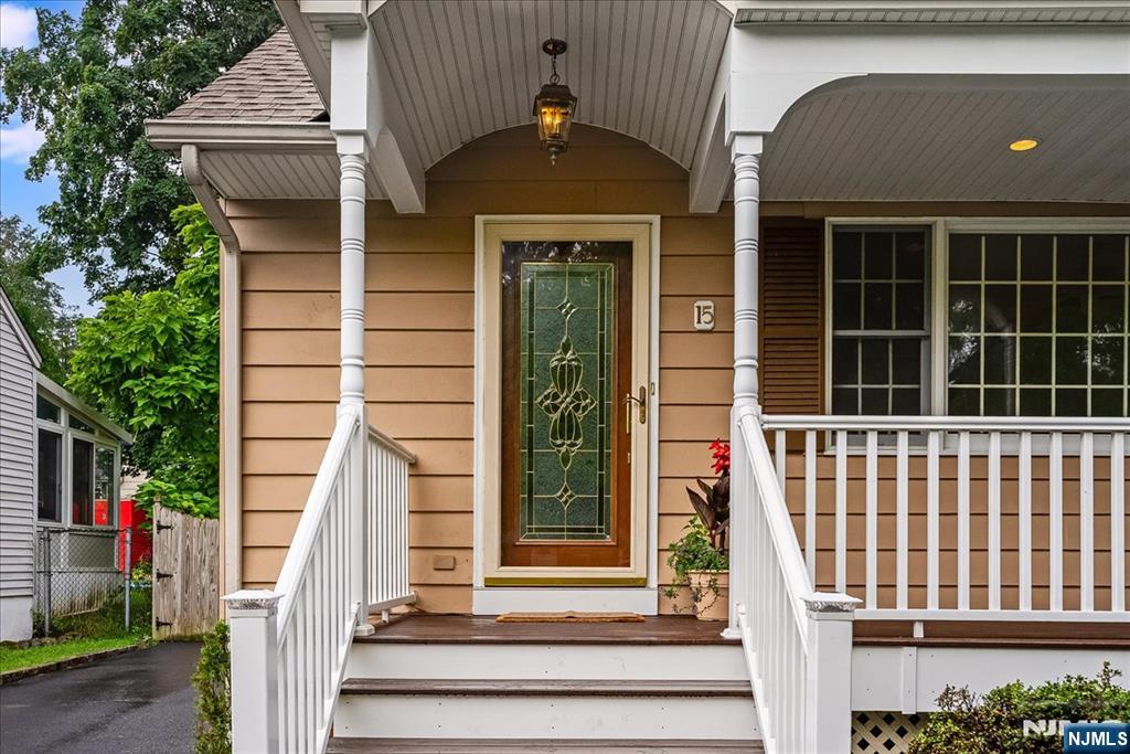 15 Oak Lane - Photo 2