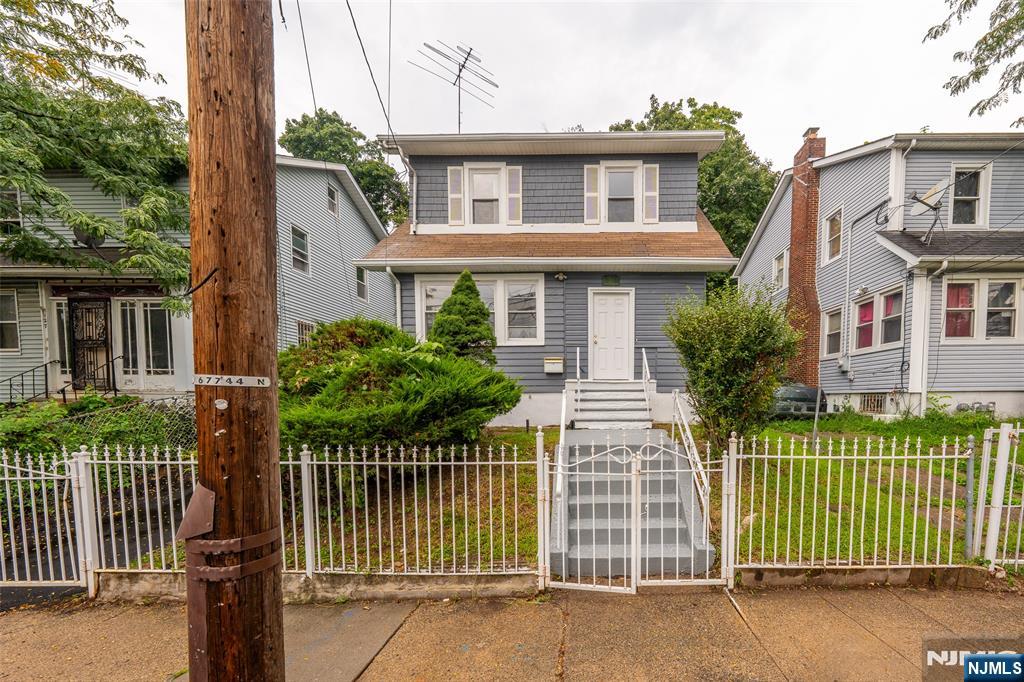 125 Pine Grove Terrace