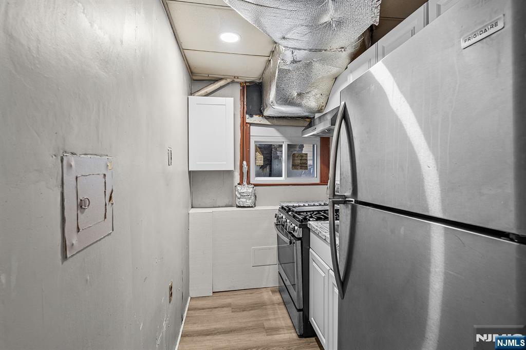 200 Ferry Street — photo 22