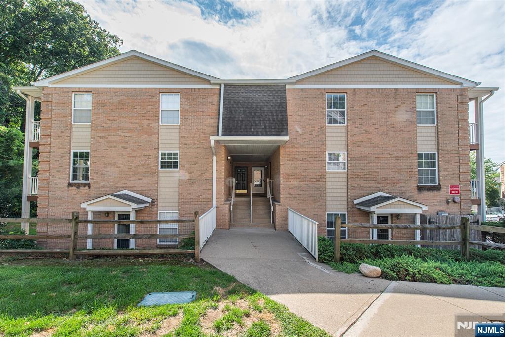 Photo 1 of Townhouse for sale at 234 Vista Dr #134, Hanover Township, NJ 07927 | MLS# 26034157 | Listing updated on 2026-09-16