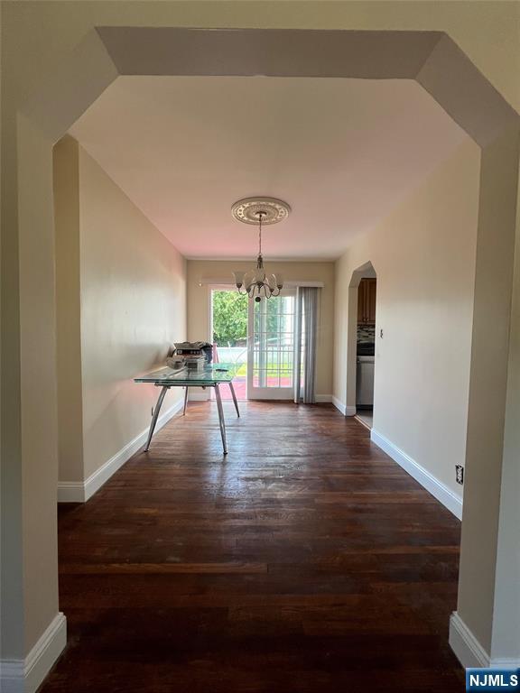 249-251 Chamberlain Avenue - Photo 4