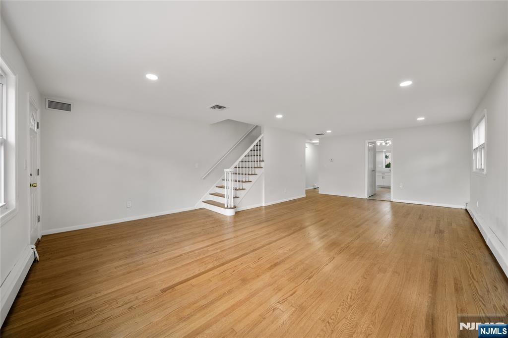 75 Liberty Place - Photo 4