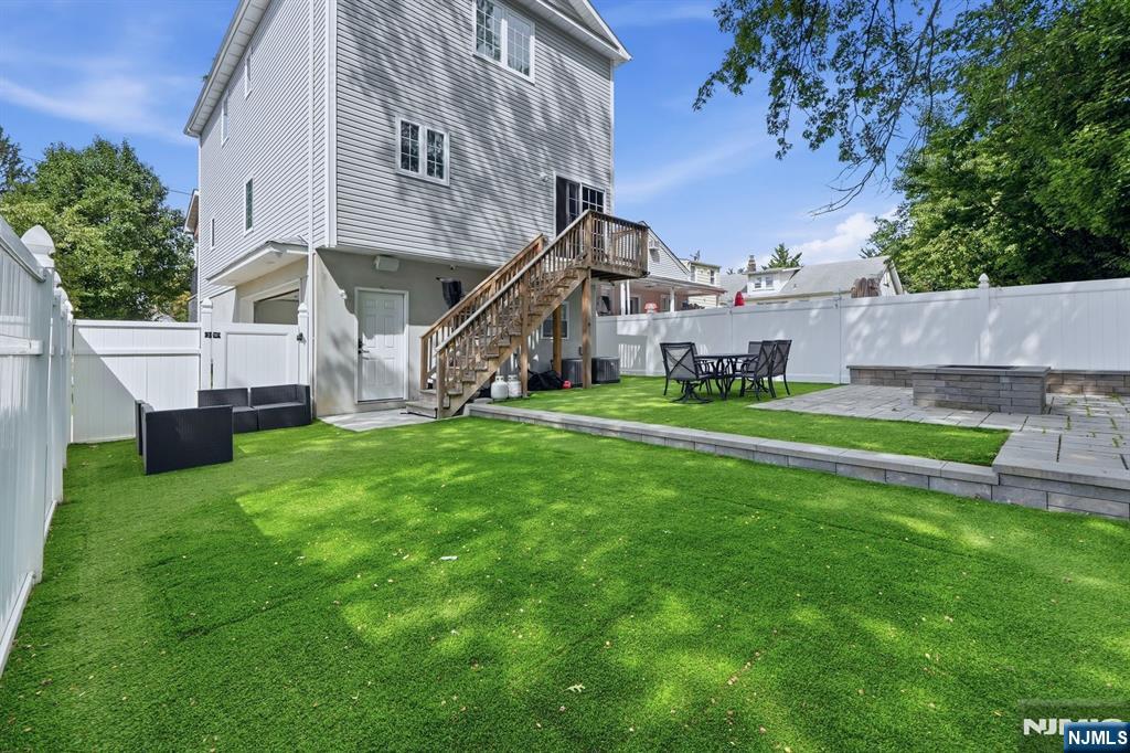 Photo 3 of Single family home for sale at 38 Center St, Belleville, NJ 07109 | MLS# 26034185 | Listing updated on 2026-09-20