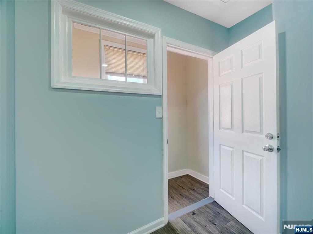 27 Honiss Street 2 - Photo 5