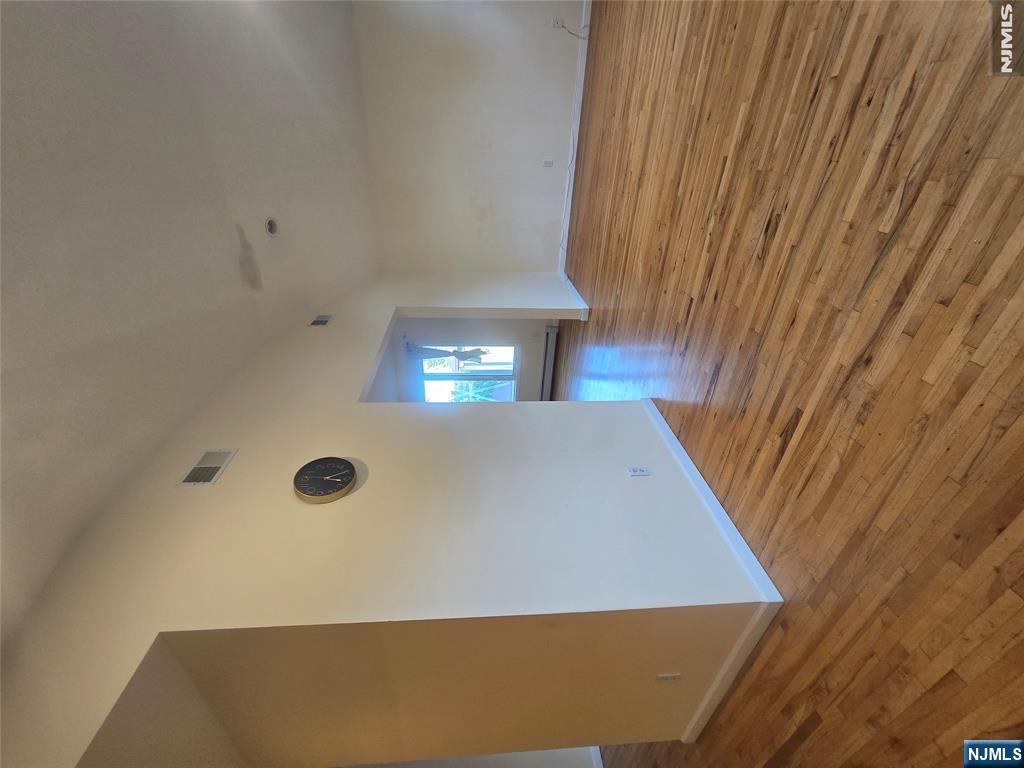 211 Columbus Avenue 2nd/F - Photo 3