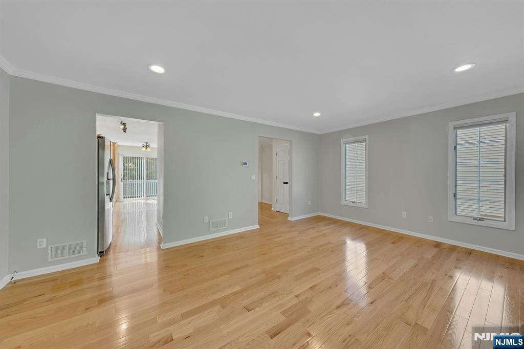 16 Joanne Drive 2A - Photo 4