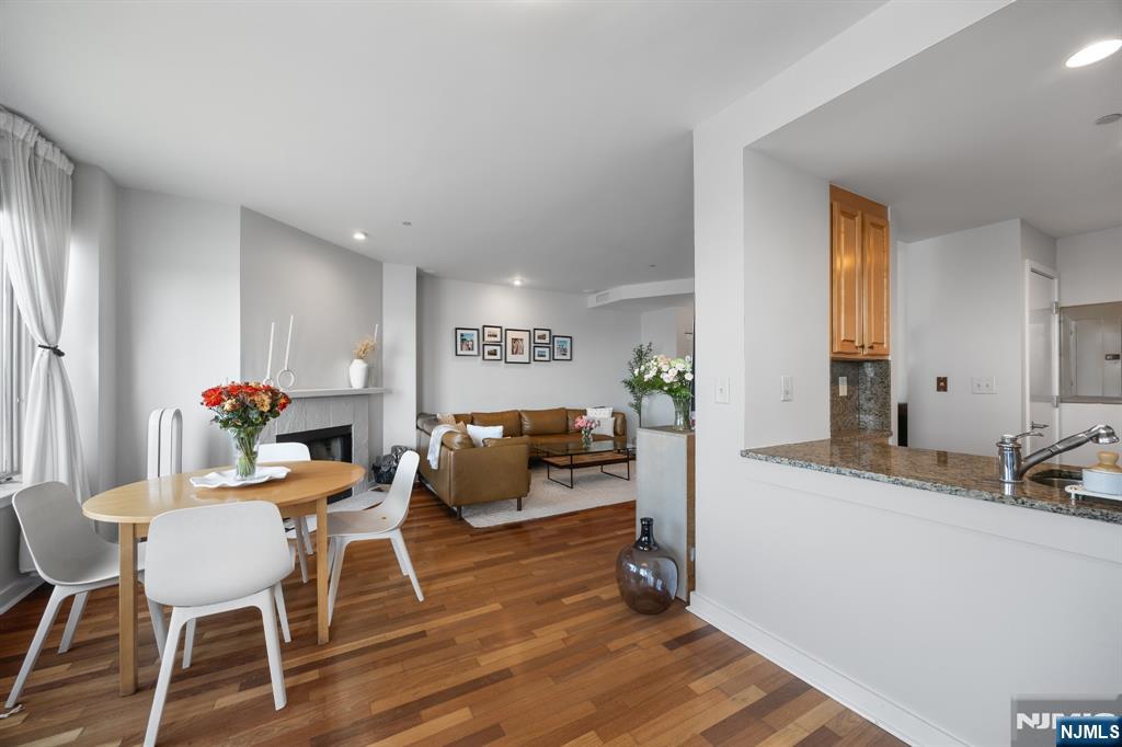 Photo 3 of Condo for sale at 600 Harbor Blvd #964, Weehawken, NJ 07086 | MLS# 26034228 | Listing updated on 2026-09-17