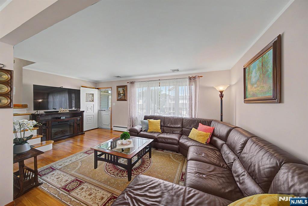 Photo 3 of Single family home for sale at 16 6th Street, Wood Ridge, NJ 07075 | MLS# 26034234 | Listing updated on 2026-09-15