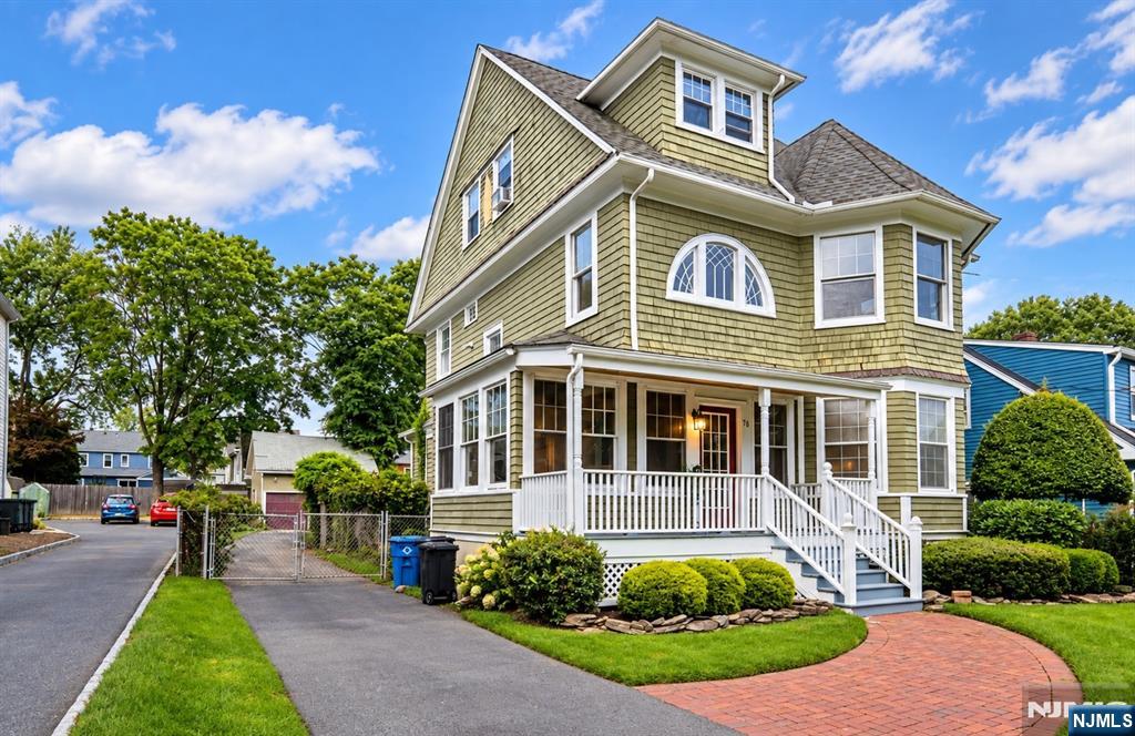 78 Personette Avenue - Photo 1