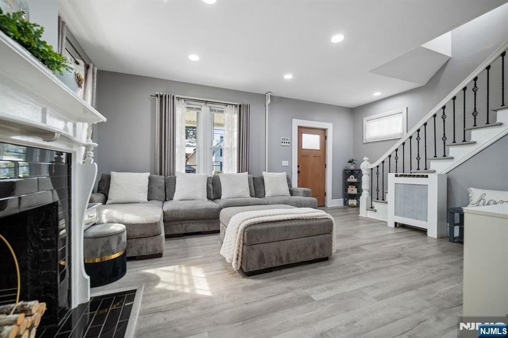 Photo 4 of Single family home for sale at 157 John St, Englewood, NJ 07631 | MLS# 26034243 | Listing updated on 2026-09-14