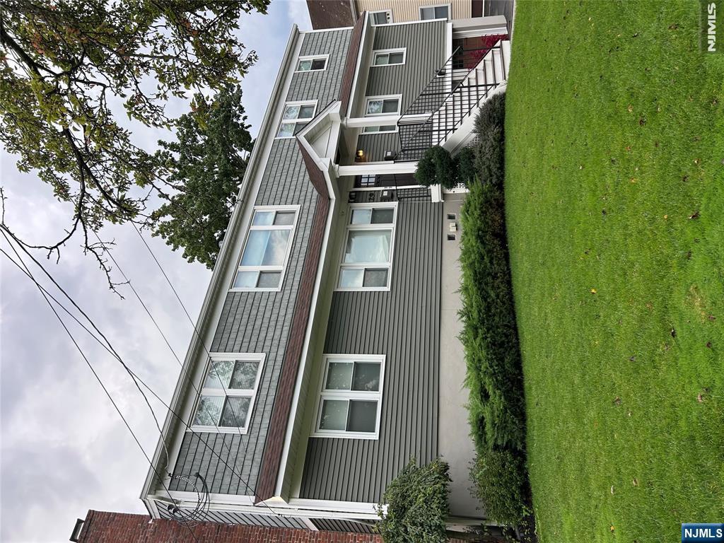 29 Central Avenue - Photo 1