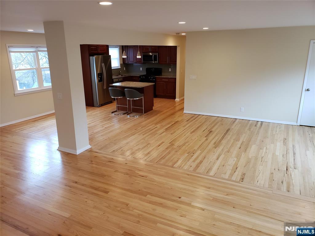 29 Central Avenue - Photo 3