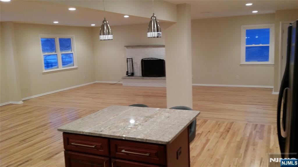 29 Central Avenue - Photo 4